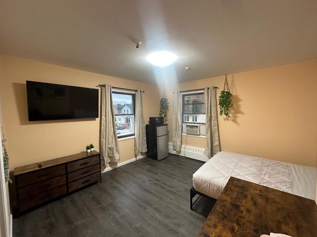 Brooklyn Studios By The Beach Нью-Йорк Экстерьер фото